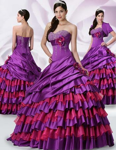 Colores de vestidos de 15 años de moda
