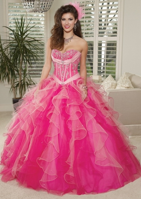 Diseño de vestidos para 15 años