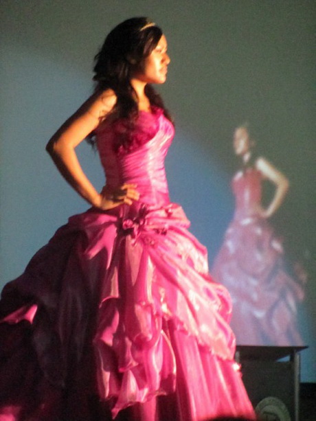 Pasarela de vestidos de 15 años