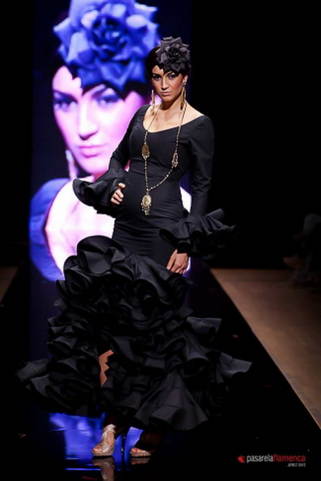 Trajes de flamenca negros