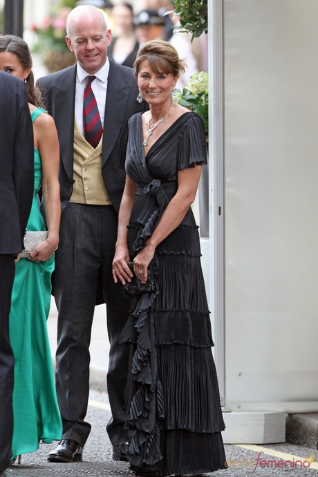 Vestido negro para boda