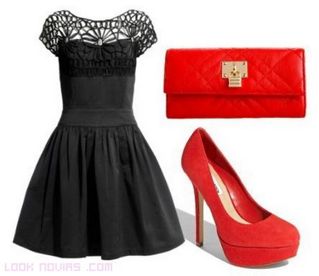 Vestido negro zapatos rojos