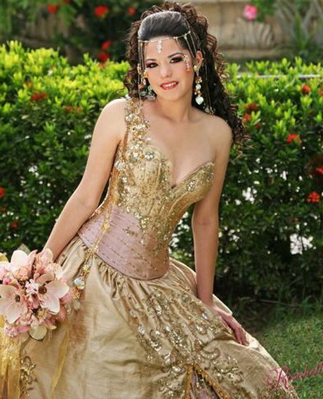 Vestidos de 15 años dorados