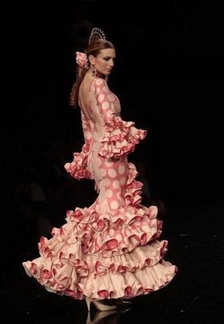 Vestirse de flamenca