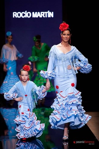 Niñas de flamenca