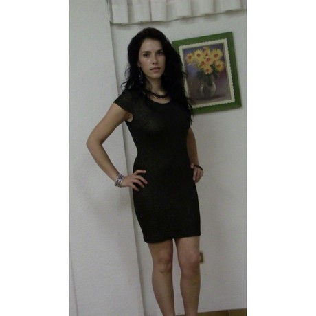 Vestido negro ceñido