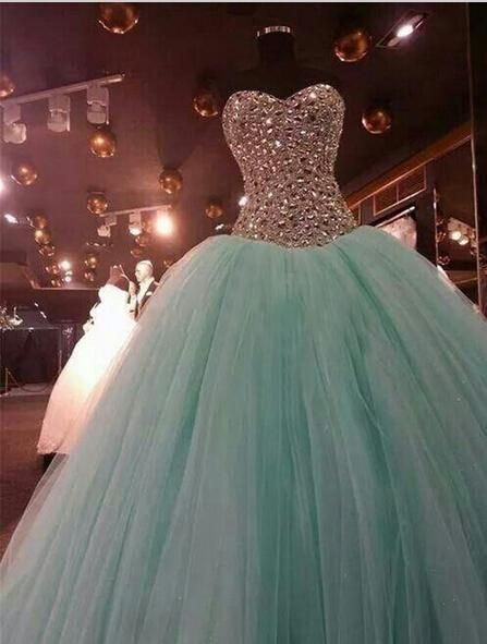 Colores de vestidos de xv años 2018