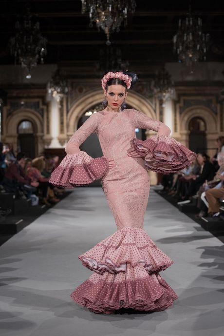 Moda de trajes de flamenca 2021