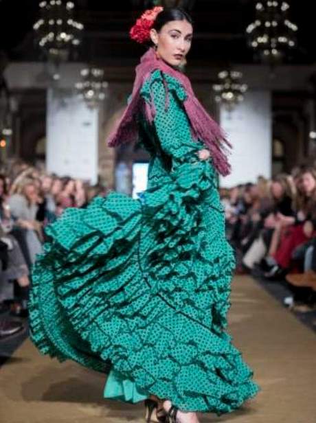 Moda de trajes de flamenca 2021