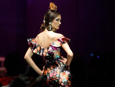 Moda de trajes de flamenca 2016