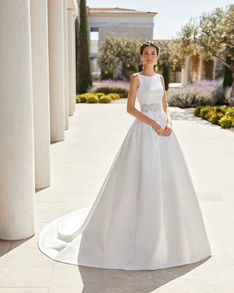 Trajes de novia rosa clara 2020