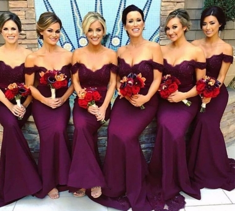 Modelos de damas de honor