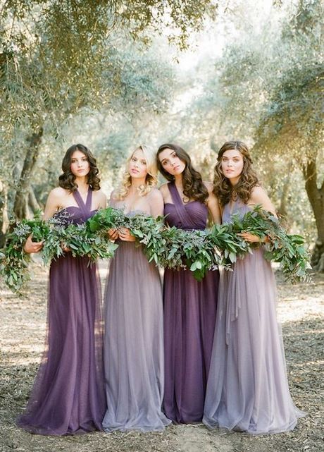 Vestidos morados para damas de honor