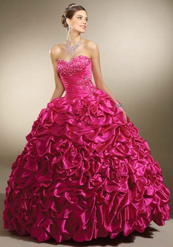 Imagenes de vestidos de 15 años lindos