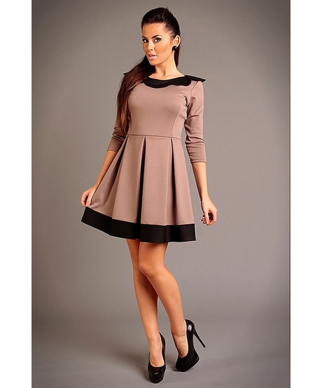 Vestido beige con negro