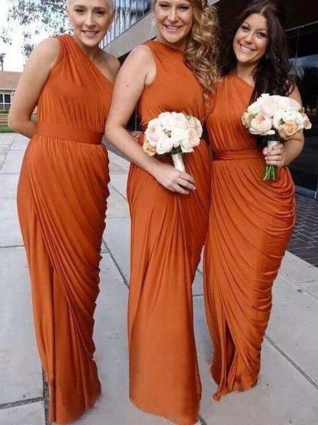 Vestidos para damas de honor de boda 2023