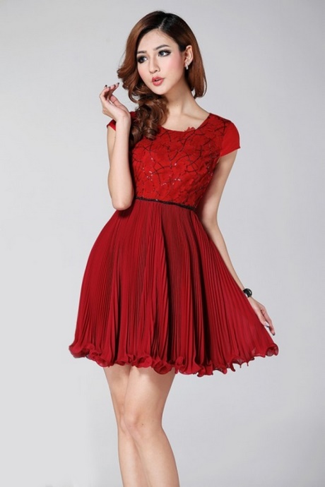 Vestidos rojos cortos de moda