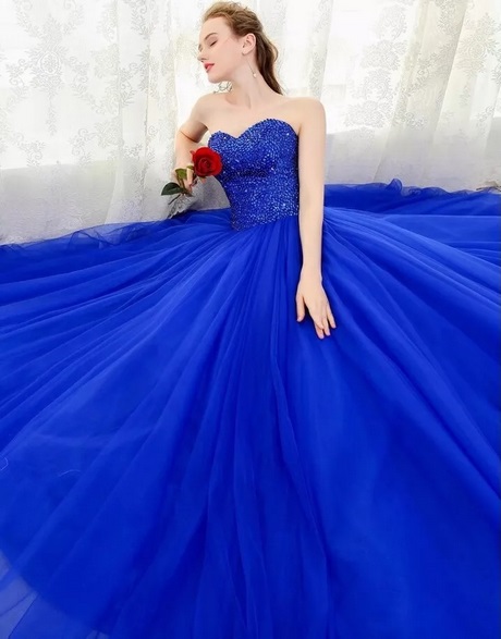 Vestido de quince años azul