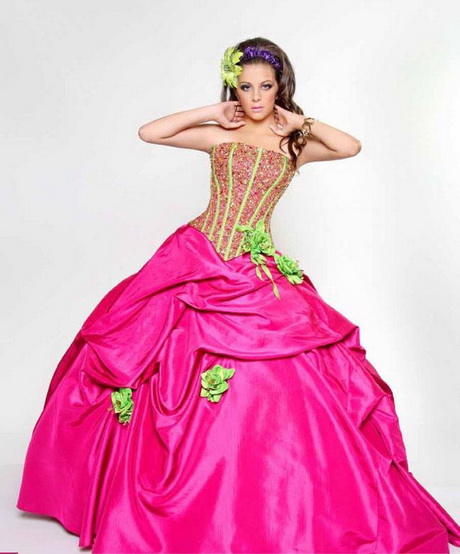 Fotos vestidos de 15 años modernos