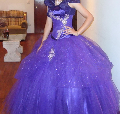 Imagenes de vestidos de 15 años desmontables