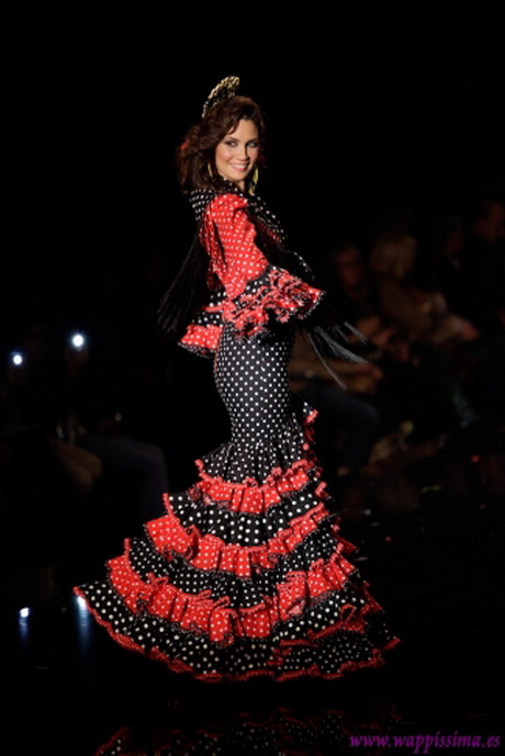 Trajes de flamenca pilar vera 2014