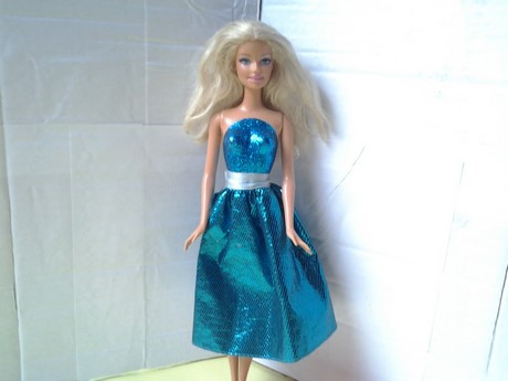 Barbie vestido azul