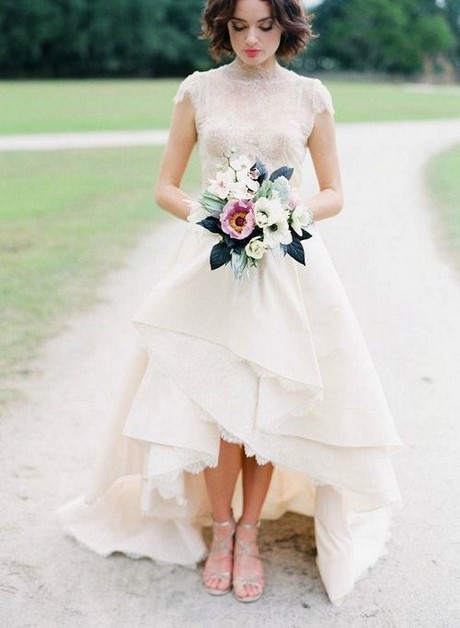 Vestidos de novia sencillos para boda civil 2017