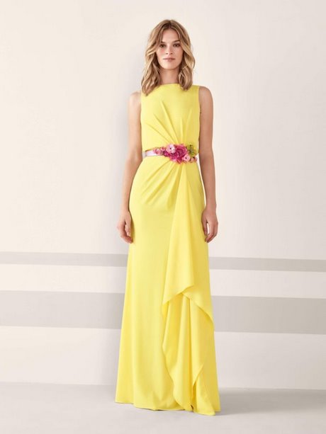 Colores de moda para vestidos de noche 2019