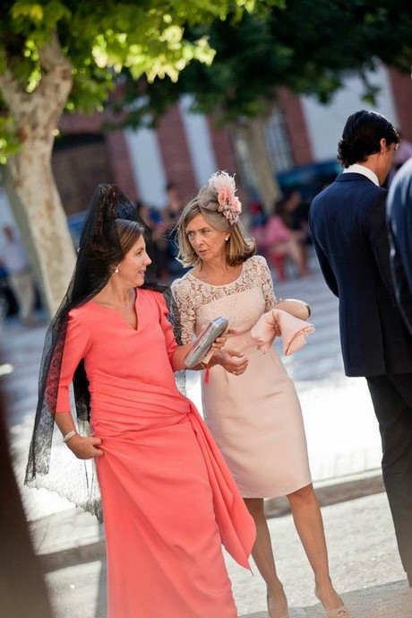 Madrinas de boda elegantes