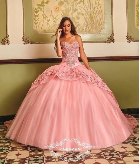 Fotos vestidos de quince años 2018