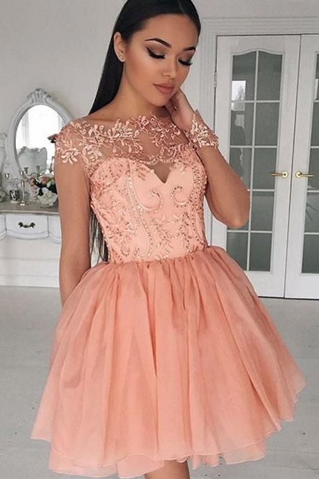 Mejores vestidos de 15 años 2021