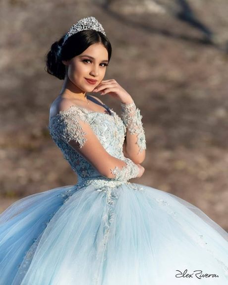 Ver imagenes de vestidos de 15 años 2020