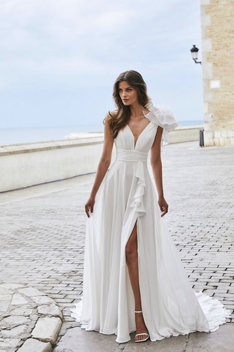 Vestidos de novias 2023 cortos