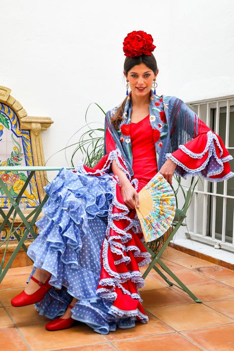 Modelos de trajes de flamenca 2022