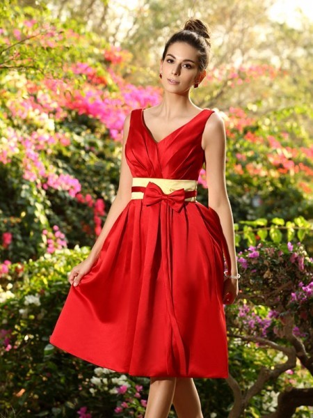 Vestidos de damas de honor rojos cortos