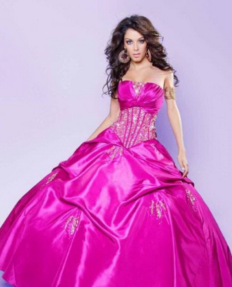 Modas de vestidos para quinceañeras