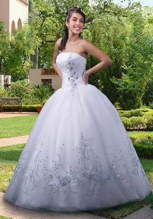 Vestidos blancos de 15