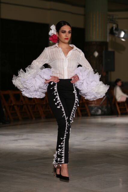 Trajes de flamenca pantalon