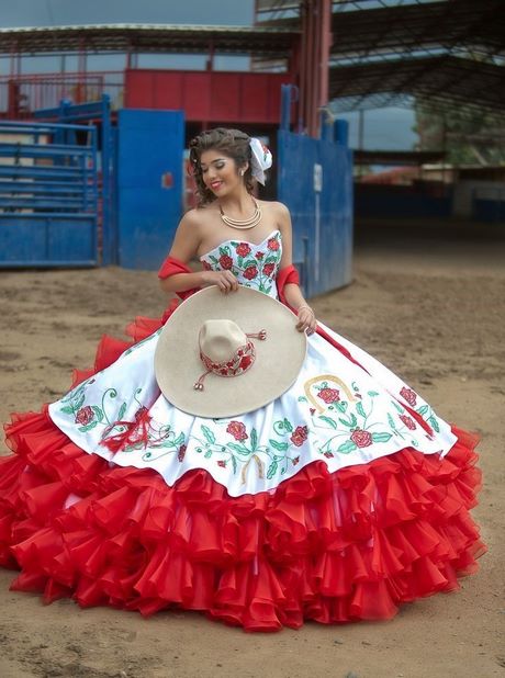 Vestidos de quinceañera charros