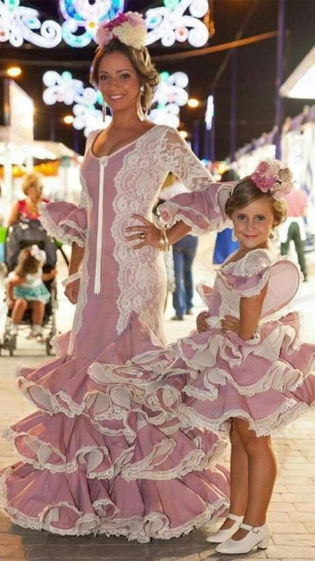 Vestidos de gitana cortos 2022