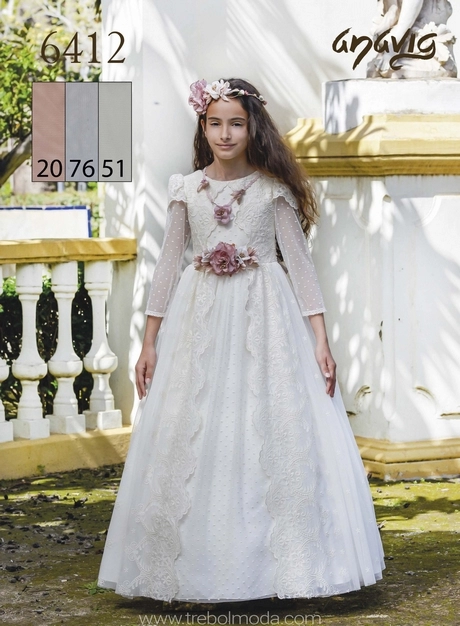 Vestido de primera comunion para niña 2023