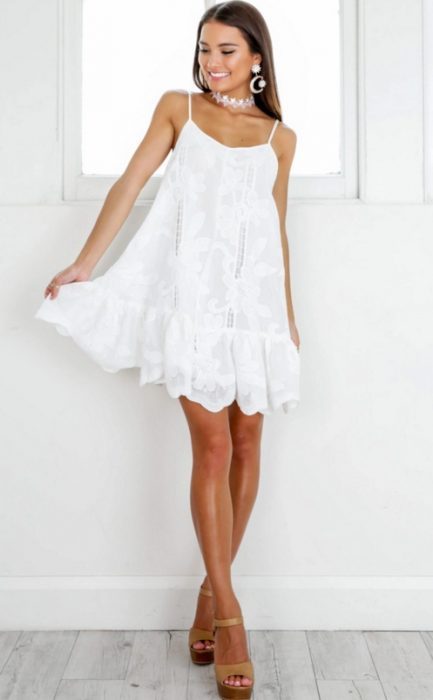 Ver vestidos blancos cortos