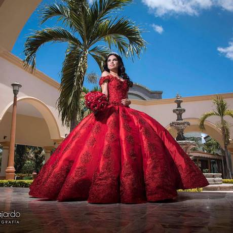 Vestido para quinceañera super moderno